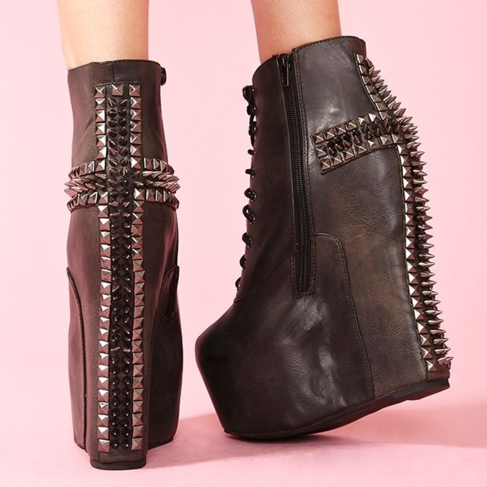 Lady Gaga - Jeffrey Campbell - Damsel Booties